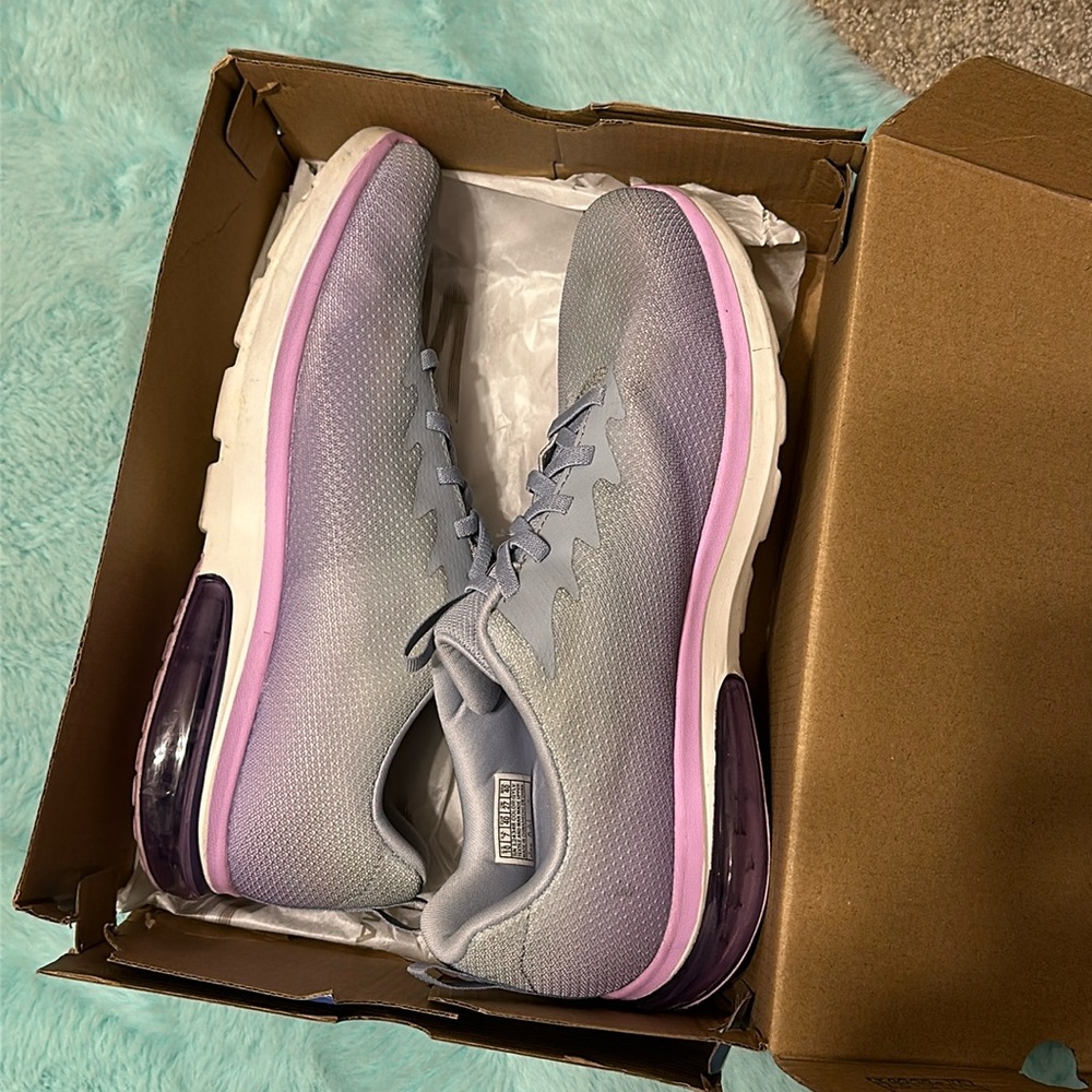 Women’s Skechers GoWalk Air